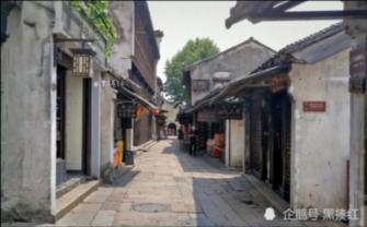 安徽中药科技学校开展“笔墨迎春送祝福”活动